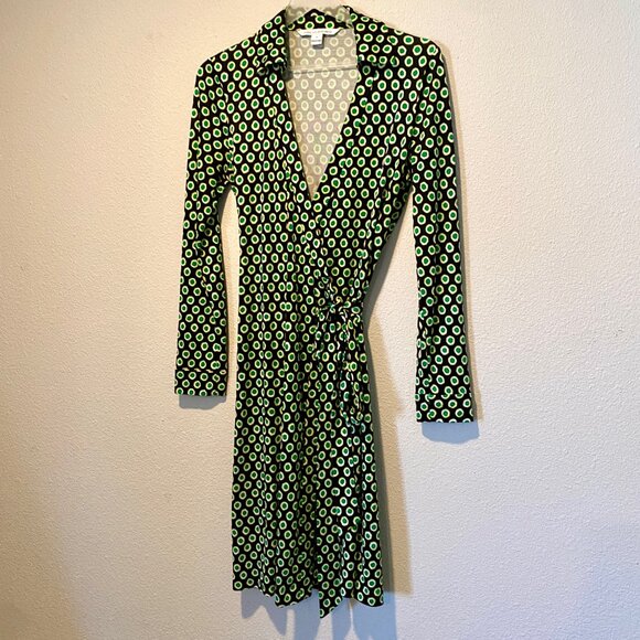 Diane Von Furstenberg Green Polka Dot Silk Wrap Dress Size‎ 10 - Picture 4 of 6
